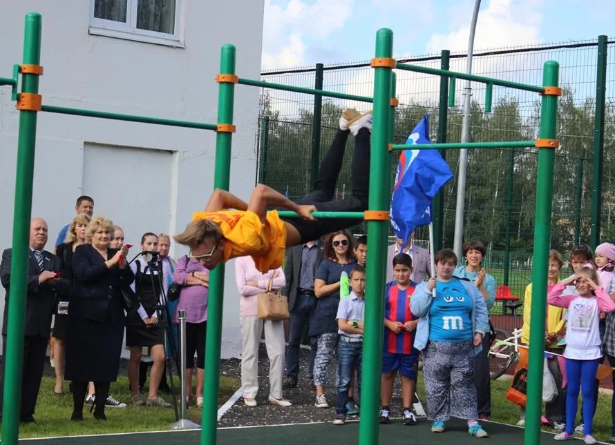 Parallel Gym Bars at Calisthenics Park at улица Горького, Старая Купавна – photo 2 of 4