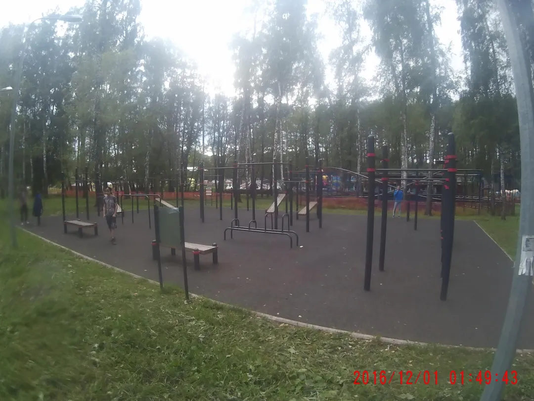 Турнік на майданчику Calisthenics Park at аллея Молодожёнов, Новомосковск – фото 1 з 3