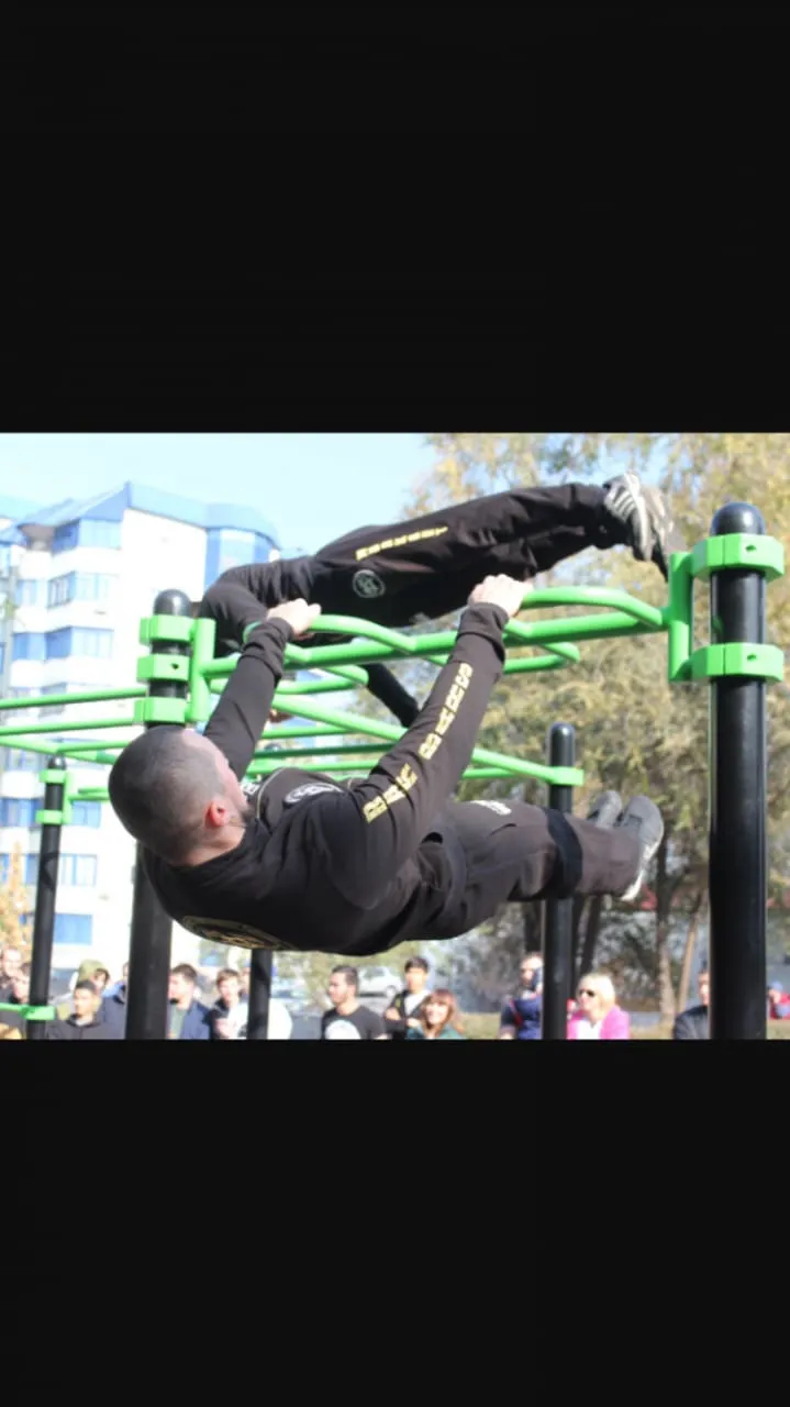 Barren bei Calisthenics Park at Терренкур, Алматы – Foto 2 von 2