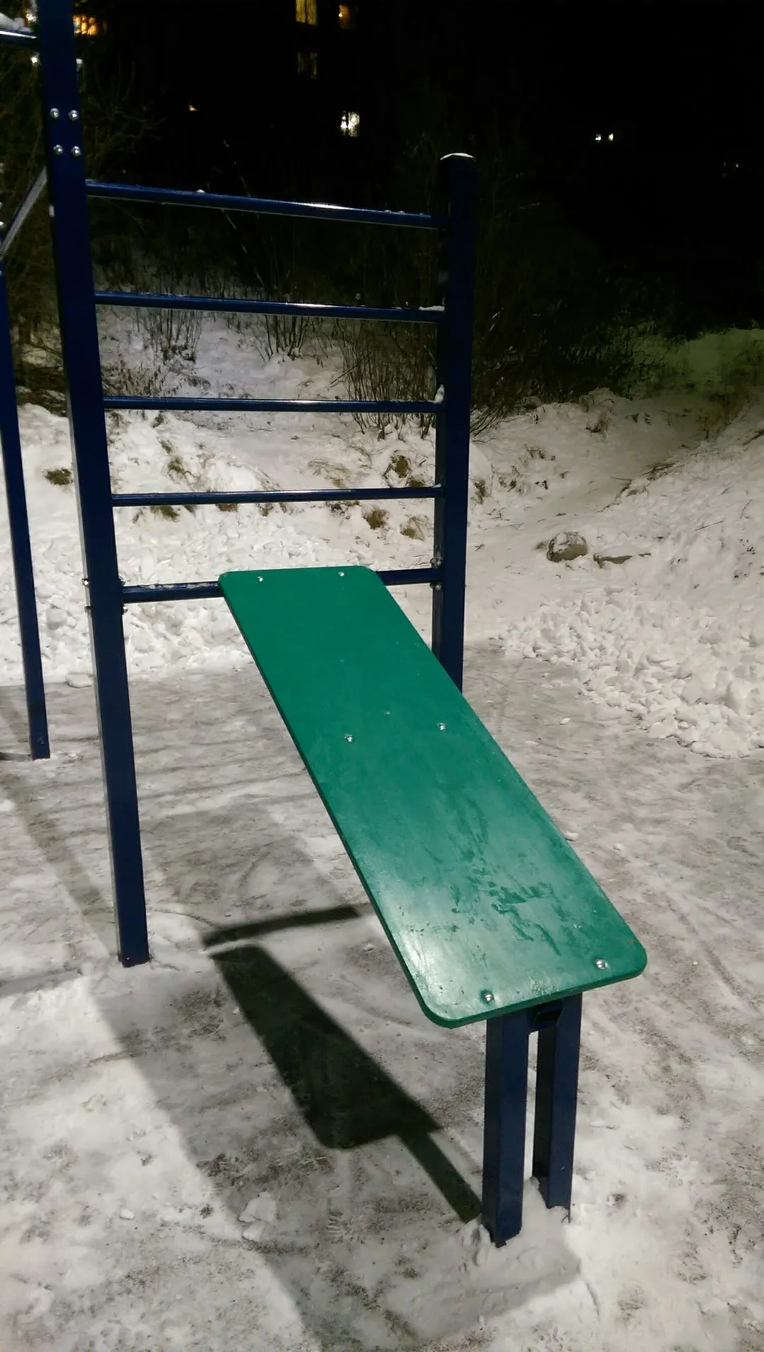Abs Bench at Calisthenics Park at Северный проезд, Мурманск – photo 5 of 5