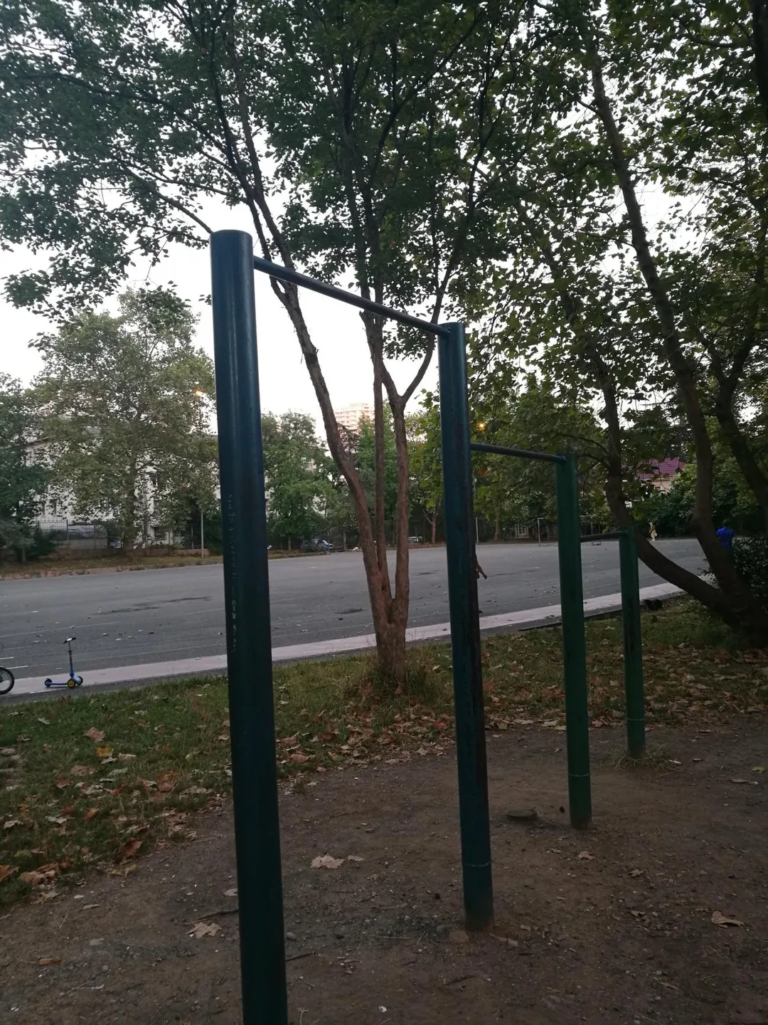 Parallele presso Calisthenics Park at улица Чехова, Сочи – foto 4 di 4