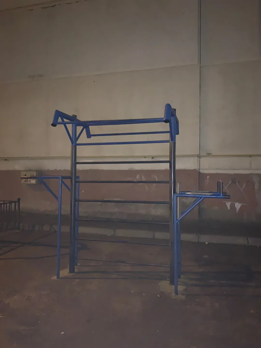 Sbarra per trazioni presso Calisthenics Park at Палубна вулиця, Одеса – foto 1 di 1