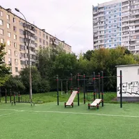 Calisthenics Park at Профсоюзная улица (дублёр), Москва - thumbnail 1