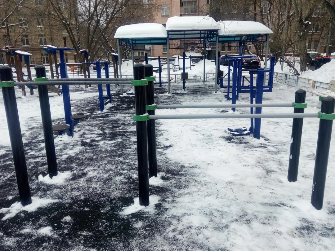 Spalier la Calisthenics Park at Ольховская улица, Москва – fotografia 3 din 6