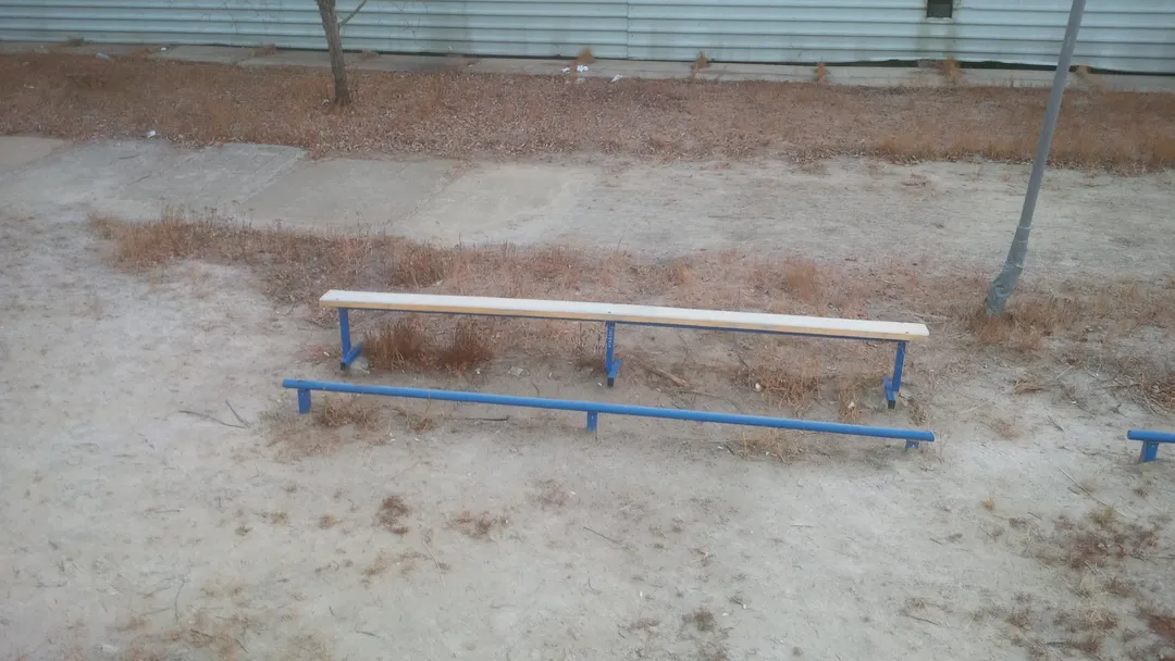 Barre de pompes à Calisthenics Park at улица Нефтяников, Губкинский – photo 5 sur 5