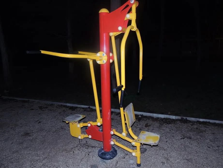 Pull Up Bar at Outdoor Gym #wp2546 in Евпатория – photo 4 of 4