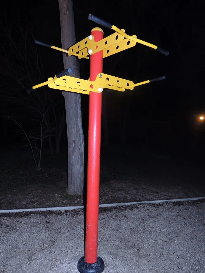 Pull Up Bar at Outdoor Gym #wp2546 in Евпатория – photo 1 of 4