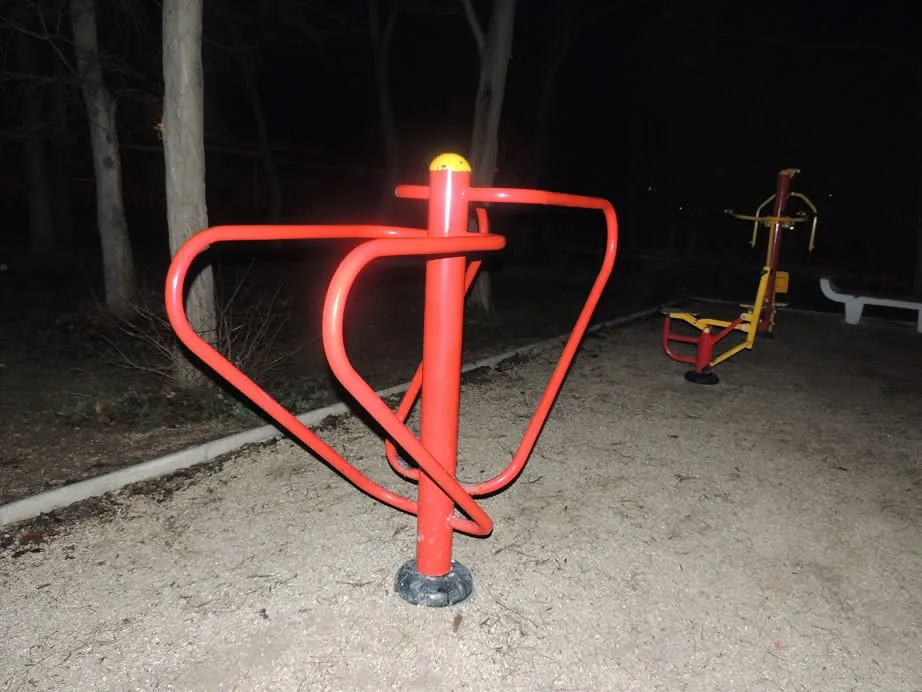 Air Skier at Outdoor Gym #wp2546 in Евпатория – photo 3 of 4