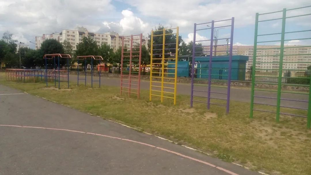 Parallel Gym Bars at Calisthenics Park at вуліца Войкава, Жлобін – photo 2 of 2