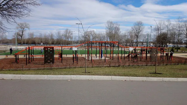 Calisthenics Park at Оболонська набережна, Київ #wp2558