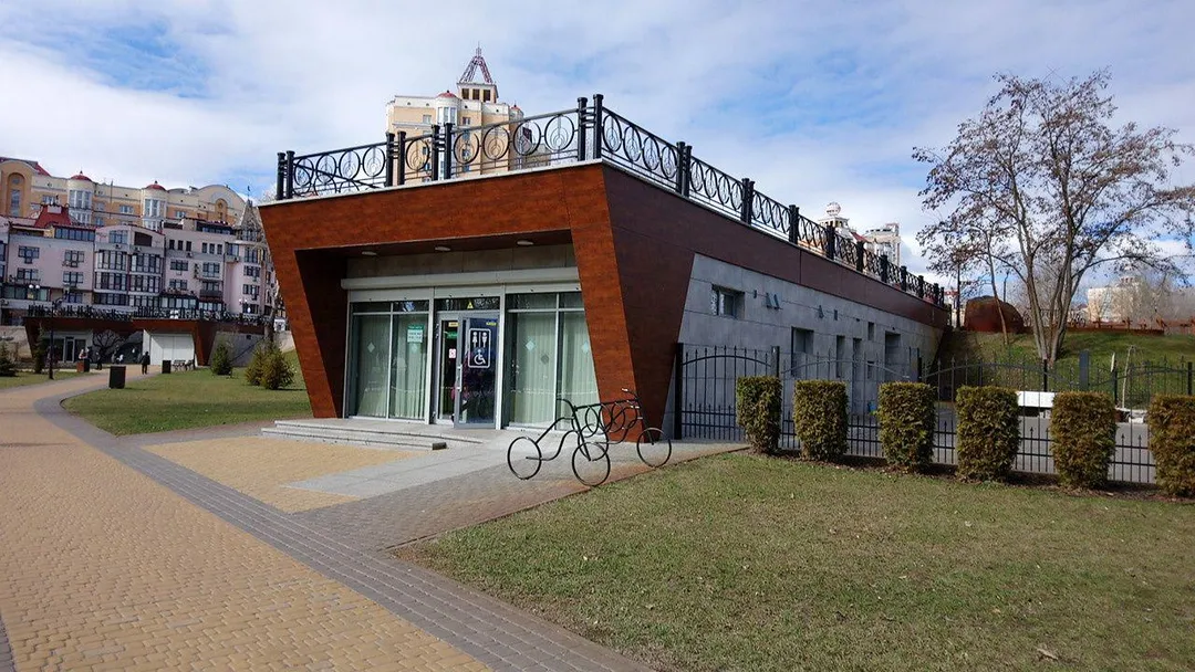 Гимнастические кольца на площадке Calisthenics Park at Оболонська набережна, Київ #wp2558 – фото 7 из 7