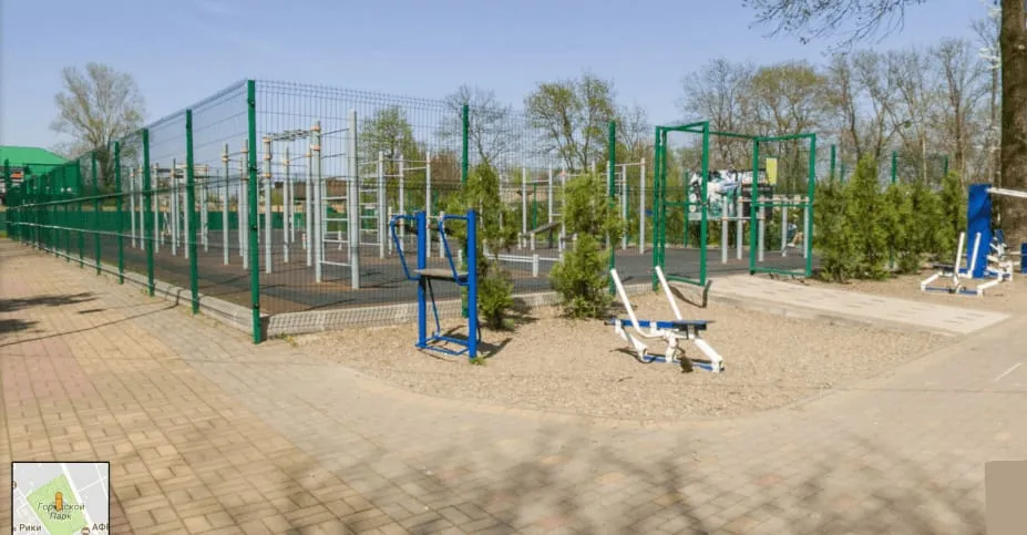 Liegestützgriffe bei Calisthenics Park at улица Мира, Белореченск – Foto 2 von 5