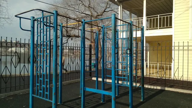 Calisthenics Park at проспект 100-летия Владивостока, Владивосток #wp2617