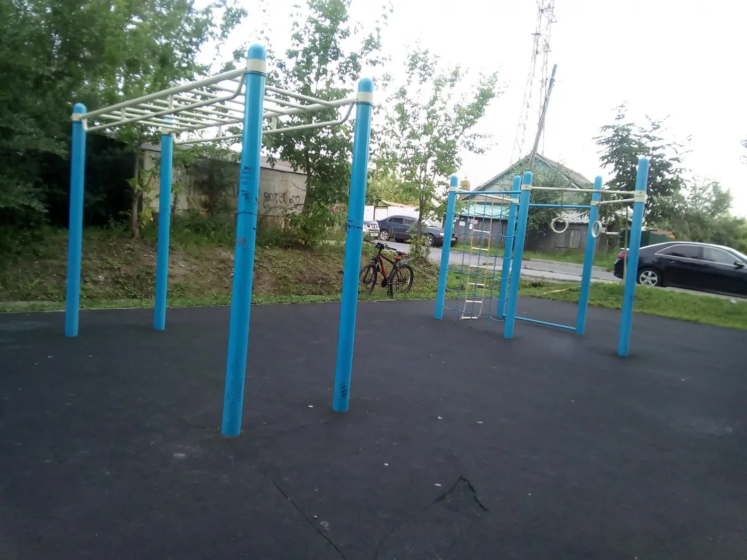Hangelstange bei Calisthenics Park at Шатурский переулок, Хабаровск – Foto 4 von 4