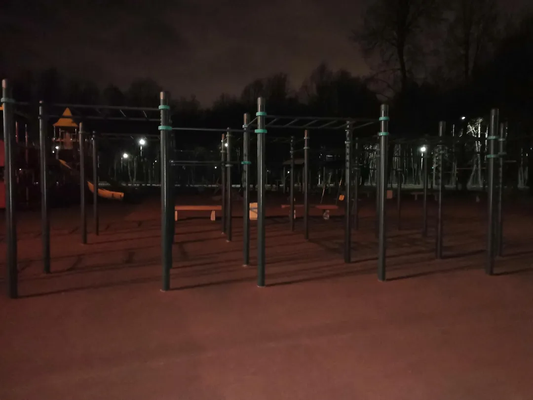 Push Up Bar at Calisthenics Park at улица Токарева, Тула – photo 2 of 4