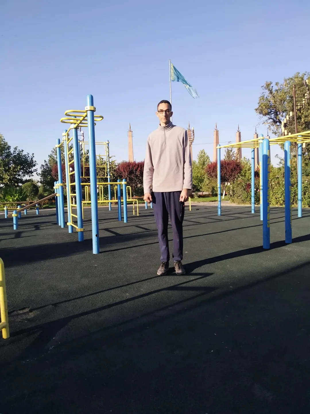 Klimmzugstange bei Calisthenics Park at проспект Кабанбай батыра, Шымкент – Foto 1 von 1