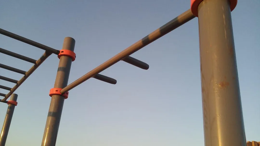 Spalier la Calisthenics Park at Гвоздика, Благовещенская – fotografia 4 din 8
