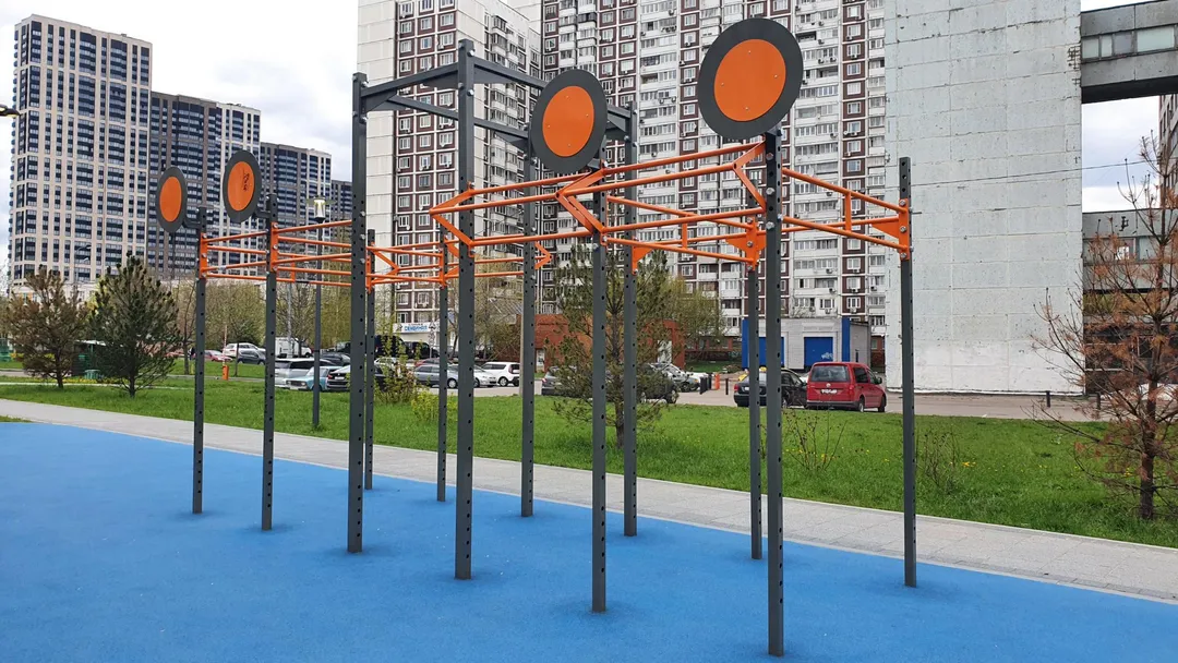 Шведська стінка на майданчику Calisthenics Park at аллея Ветеранов, Москва #wp2661 – фото 4 з 8