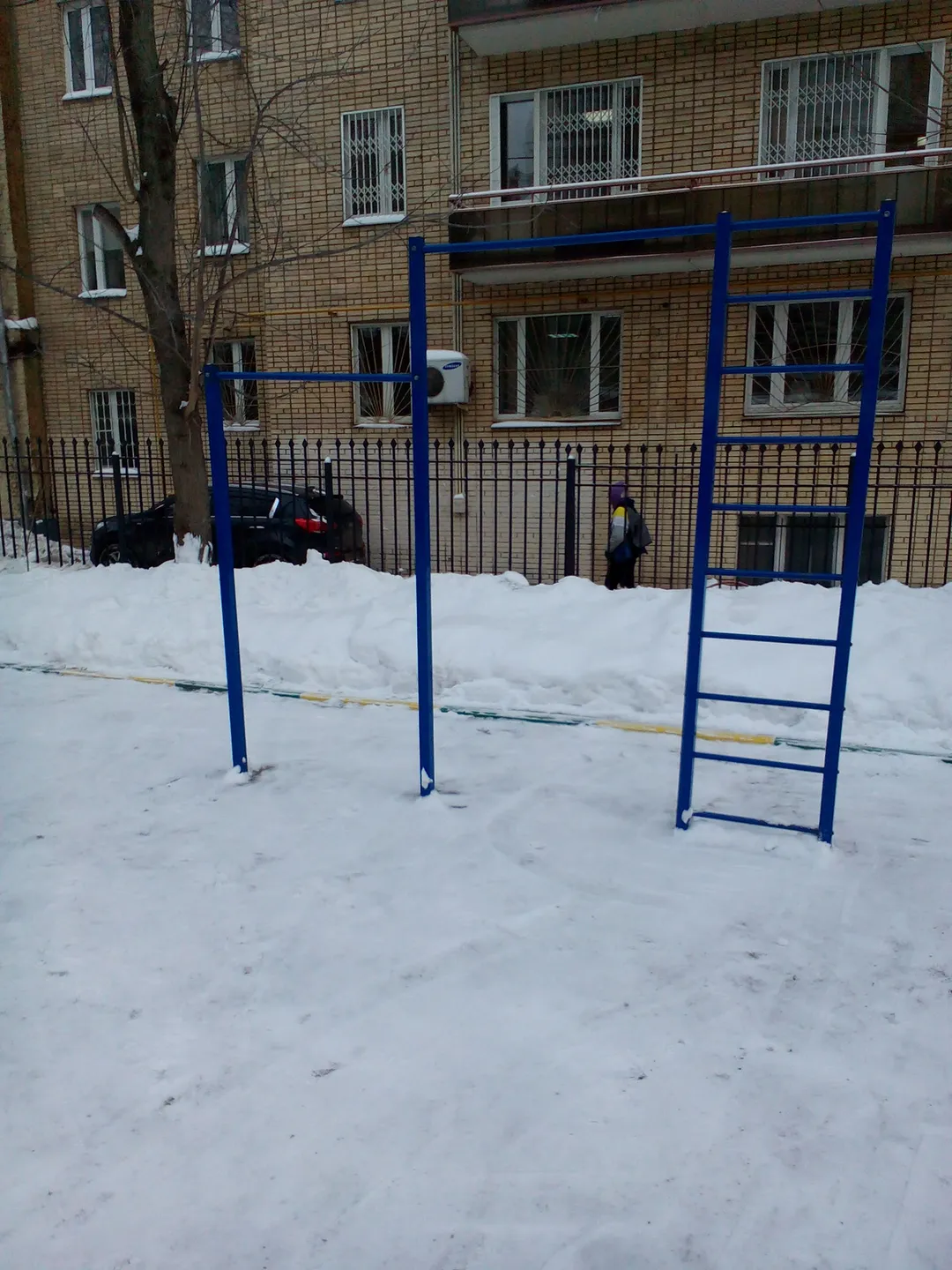 Турнік на майданчику Calisthenics Park at Кутузовский проспект, Москва #wp2709 – фото 1 з 2
