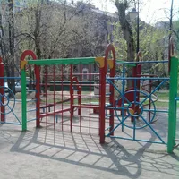 Calisthenics Park at улица Маршала Бирюзова, Москва - thumbnail 3