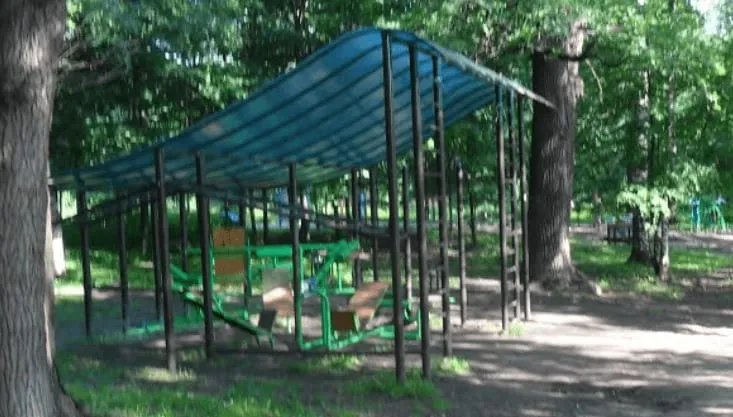 Турнік на майданчику Calisthenics Park at Угличская улица, Москва – фото 1 з 1