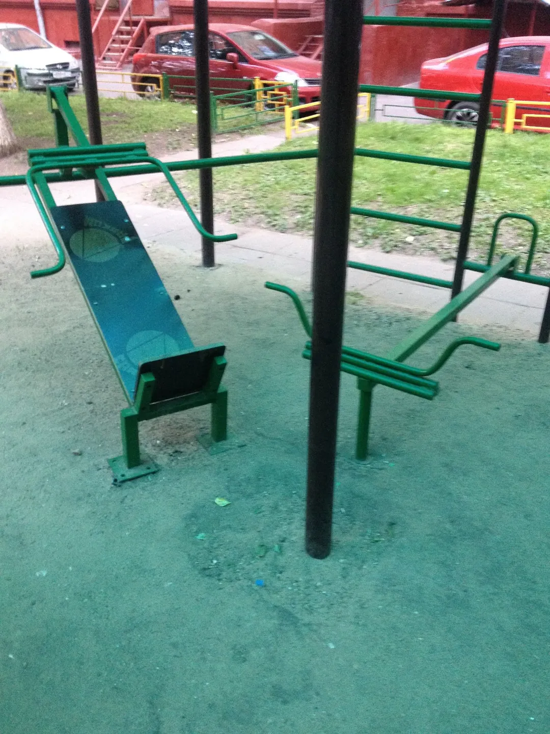 Parallel Gym Bars at Calisthenics Park at Профсоюзная улица, Москва #wp2747 – photo 8 of 11