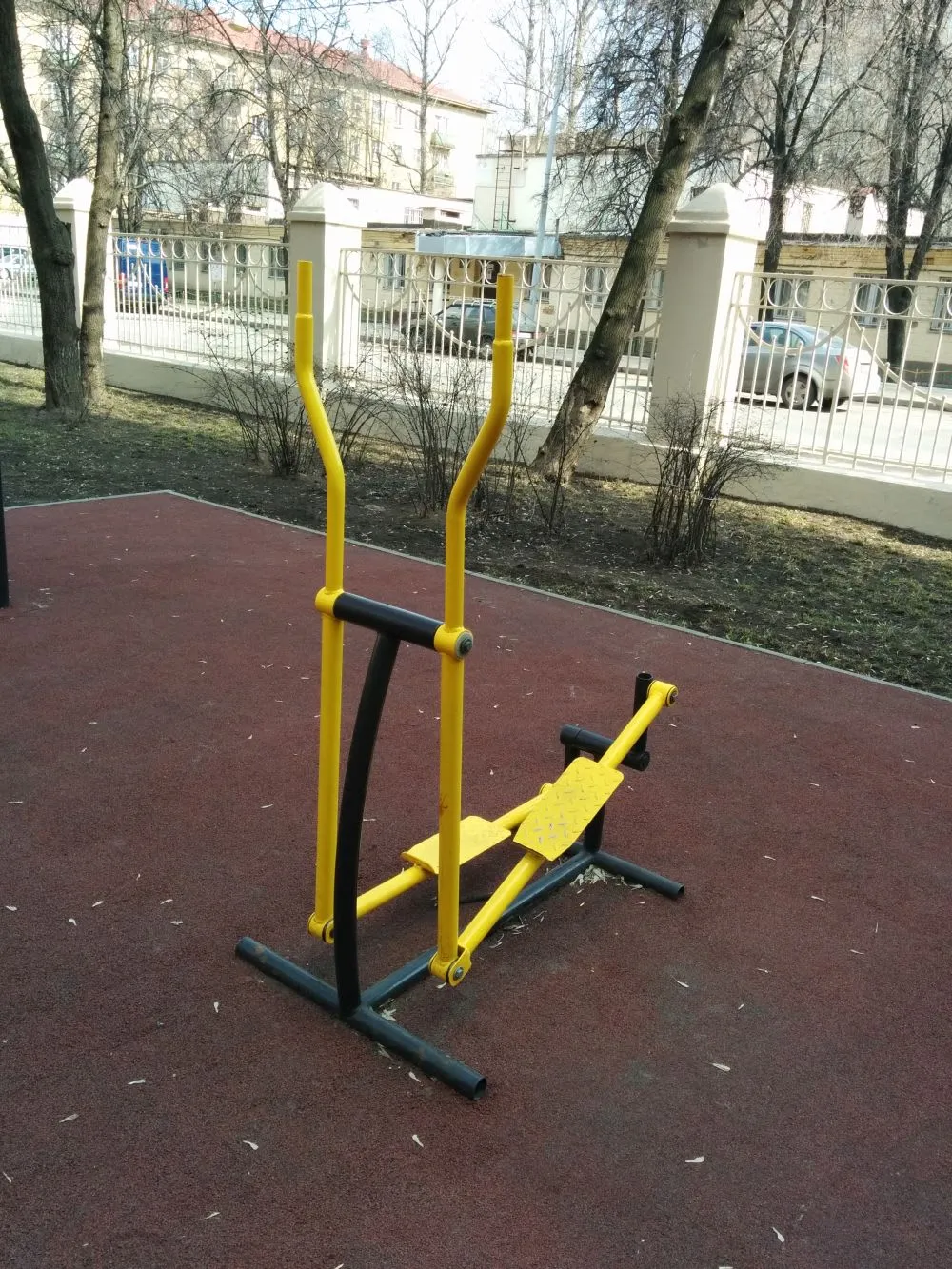 Gymnastic Rings at Calisthenics Park at Октябрьская улица, Москва – photo 3 of 6