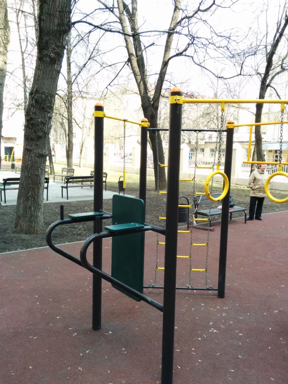 Pull Up Bar at Calisthenics Park at Октябрьская улица, Москва – photo 6 of 6