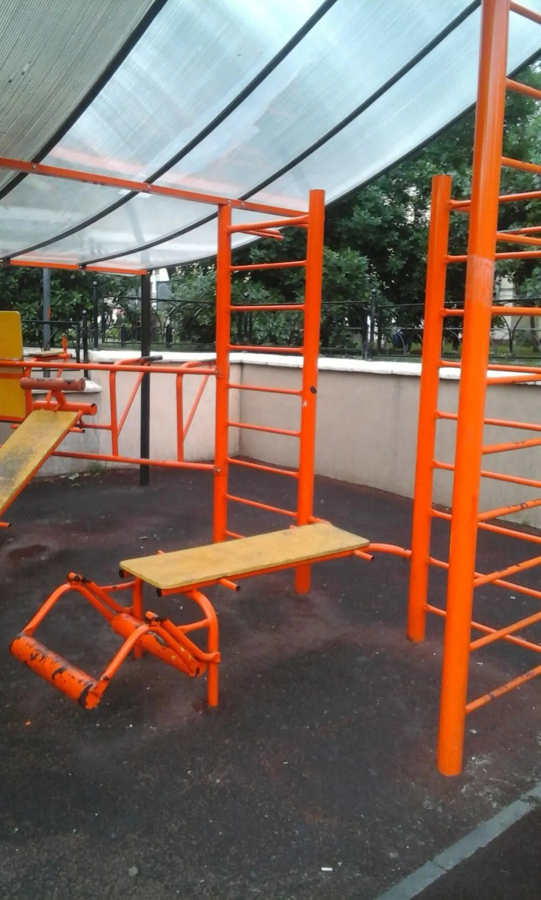 Spalier la Calisthenics Park at Лефортовский переулок, Москва – fotografia 3 din 4