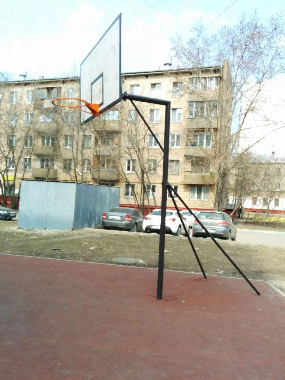 Spalliera presso Calisthenics Park at 3-й проезд Марьиной Рощи, Москва – foto 4 di 6