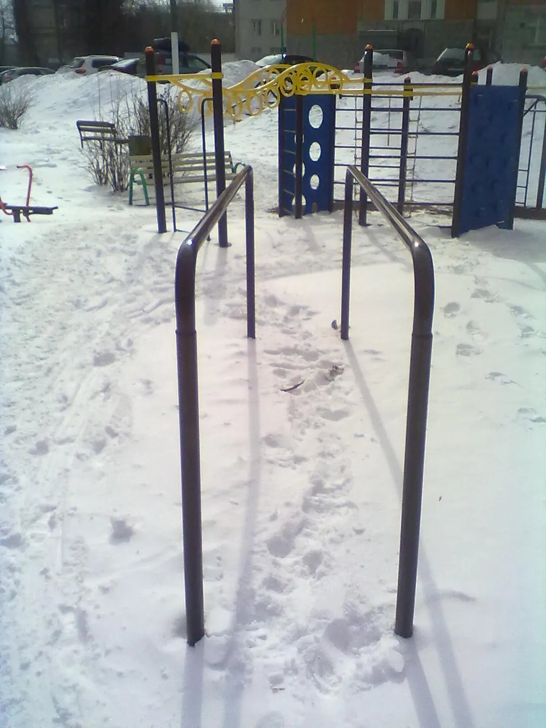 Parallel Gym Bars at Calisthenics Park at Высокая улица, Москва – photo 2 of 2