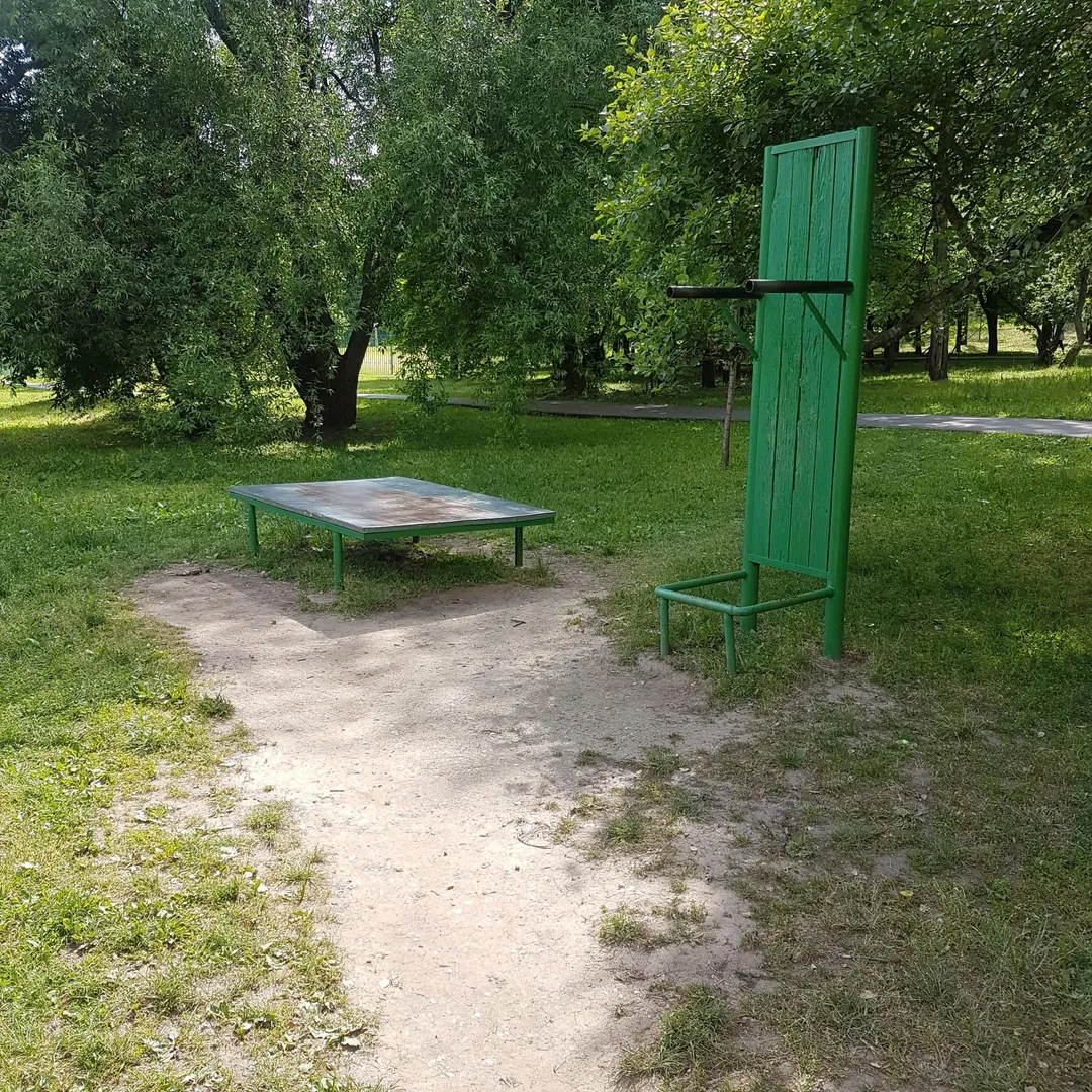Barres parallèles à Calisthenics Park at Кордодром, Москва #wp2812 – photo 2 sur 3