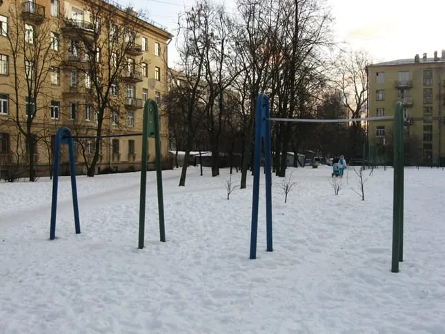 Bară de tracțiuni la Calisthenics Park at Карташихина улица, Санкт-Петербург – fotografia 1 din 1