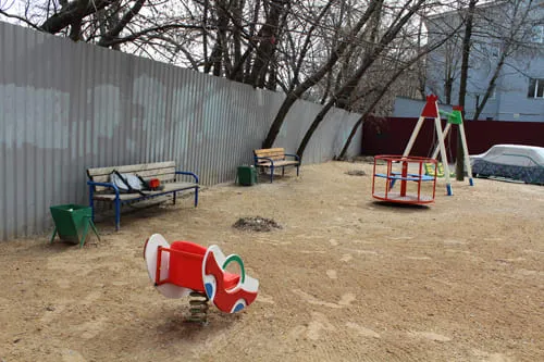 Barres parallèles à Calisthenics Park at улица Космонавта Волкова, Москва – photo 4 sur 4