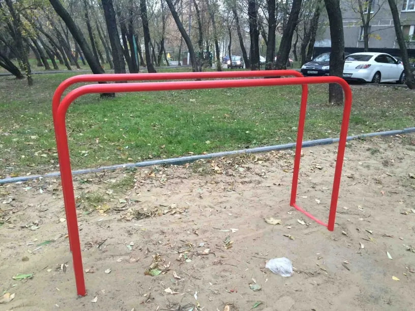 Air Walker la Calisthenics Park at Шипиловская улица, Москва #wp2830 – fotografia 3 din 3