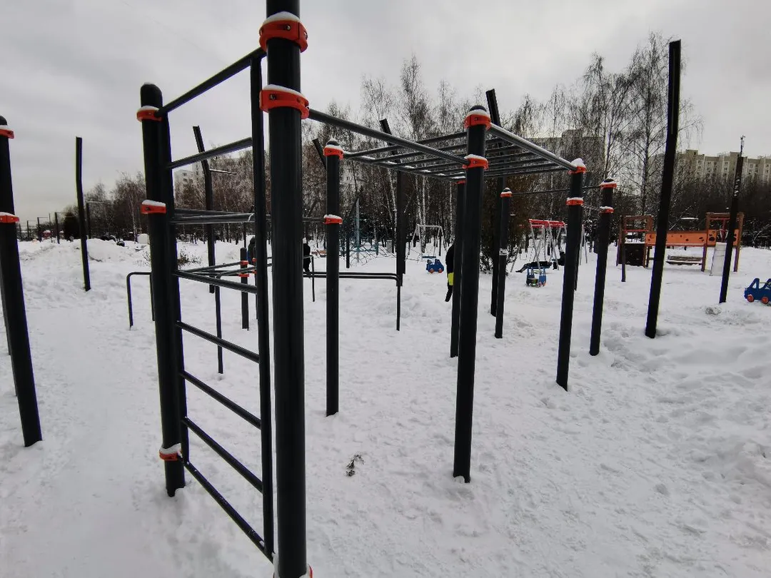 Турнік на майданчику Calisthenics Park at Костромская улица, Москва #wp2846 – фото 1 з 5