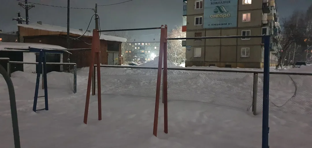Turnringe bei Calisthenics Park at улица Терешковой, Тайшет – Foto 5 von 7
