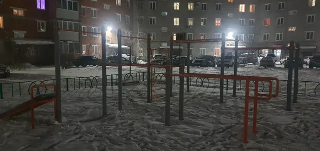 Outdoor Gym in микрорайон Мясникова, Тайшет
