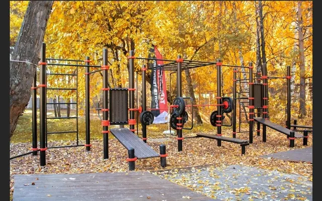 Calisthenics Park at Детский оздоровительный лагерь им. Зои Космодемьянской, Тургояк