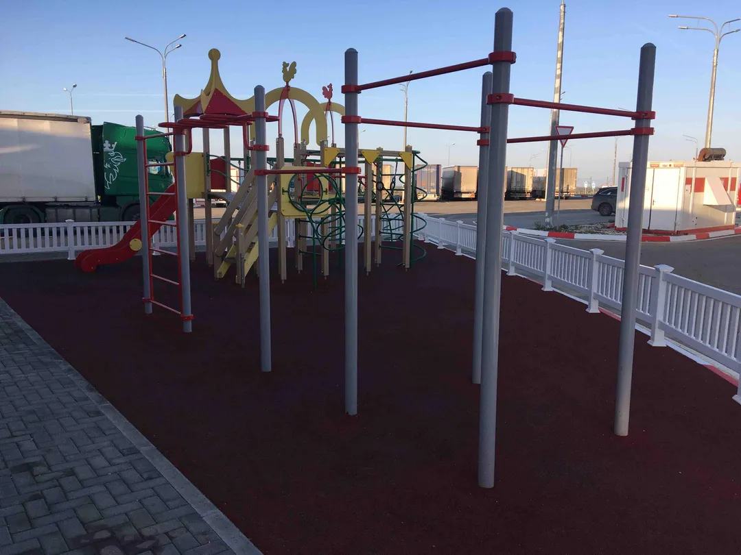 Barren bei Calisthenics Park at А-290, Таманское сельское поселение – Foto 2 von 2