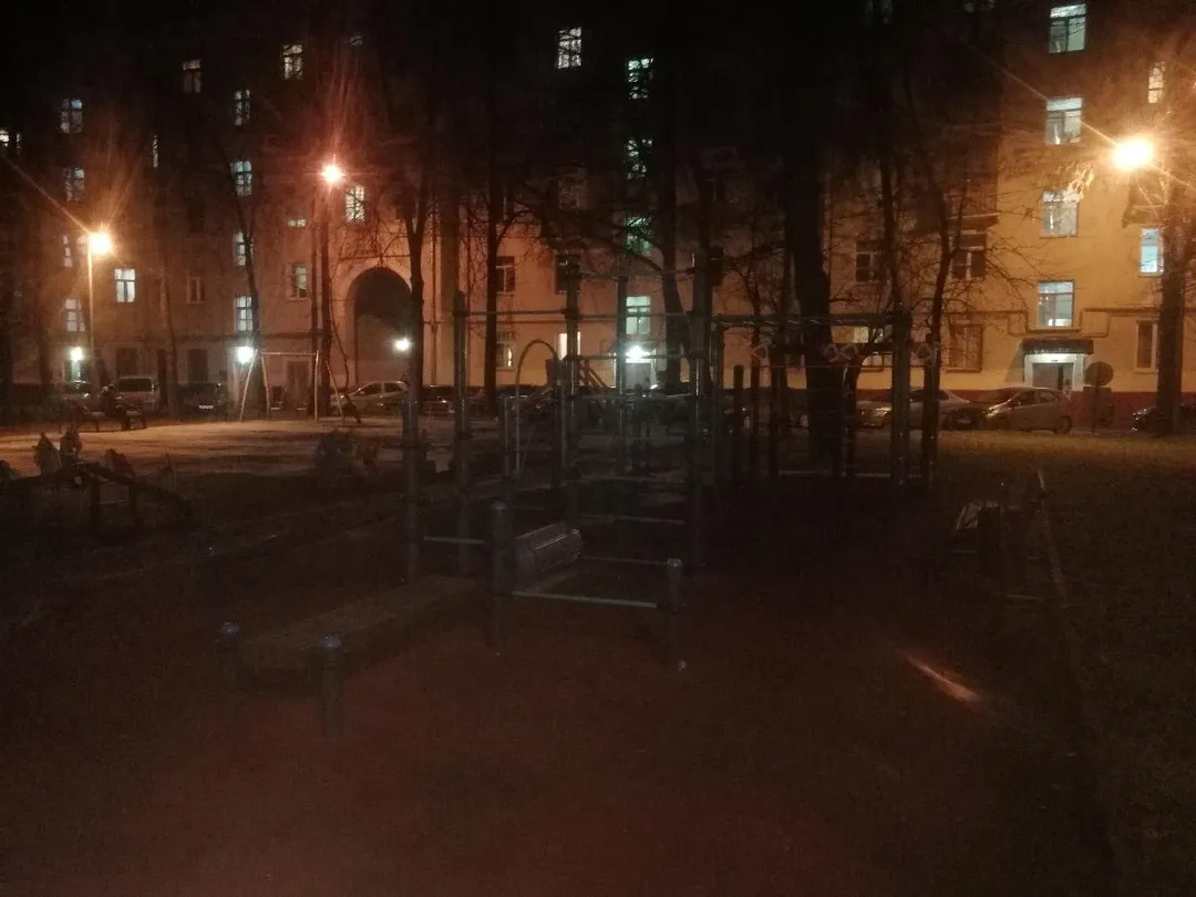 Bară de tracțiuni la Calisthenics Park at улица Маршала Неделина, Москва #wp2905 – fotografia 6 din 7