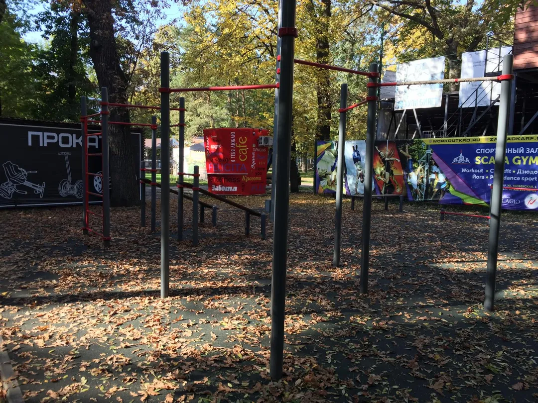 Barren bei Calisthenics Park at Чистяковская аллея, Краснодар – Foto 3 von 3