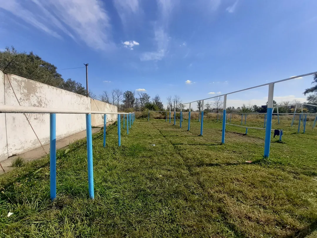Bară de tracțiuni la Calisthenics Park at улица Жуковского, Воздвиженка – fotografia 1 din 7