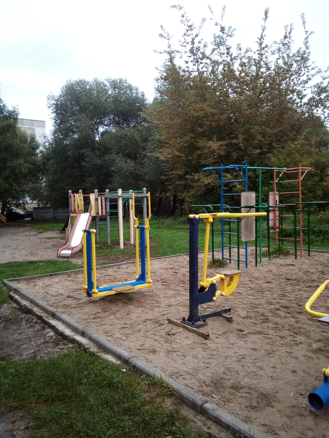 Spalier la Calisthenics Park at Республиканская улица, городской округ Тверь – fotografia 3 din 3