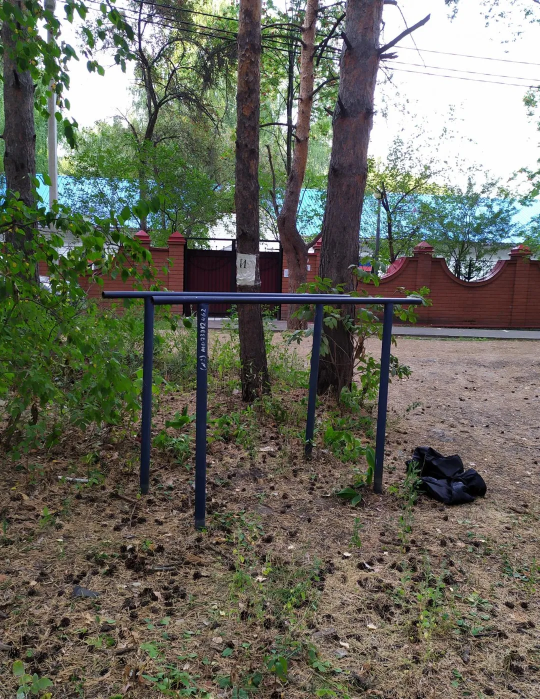 Pull Up Bar at Calisthenics Park at улица Героев Сталинградской битвы, Тюмень – photo 1 of 2