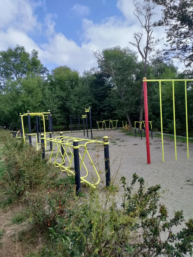Calisthenics Park at улица Лунного Света, Южно-Сахалинск