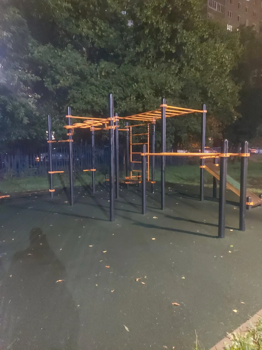 Турнік на майданчику Calisthenics Park at Норильская улица, Москва – фото 1 з 2