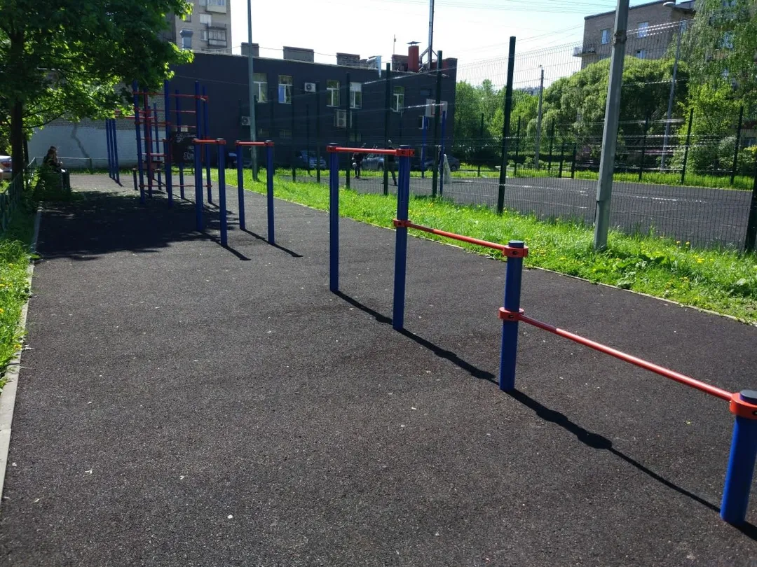 Parallele presso Calisthenics Park at проспект Металлистов, Санкт-Петербург #wp3027 – foto 7 di 7