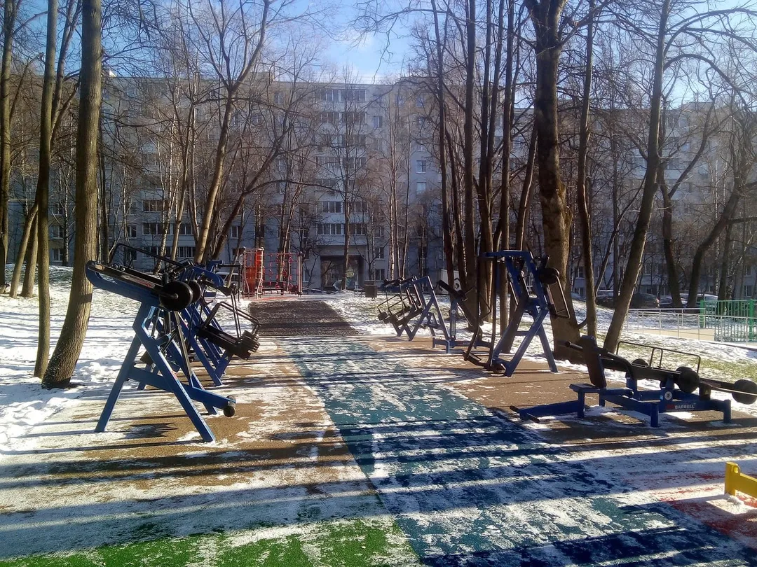 Push Up Bar at Calisthenics Park at Голубинская улица, Москва – photo 6 of 12