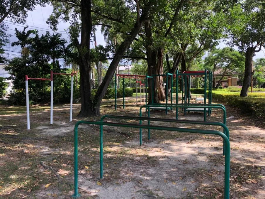 Bare paralele la Outdoor Gym #wp3045 in ตำบลฉลอง – fotografia 2 din 3